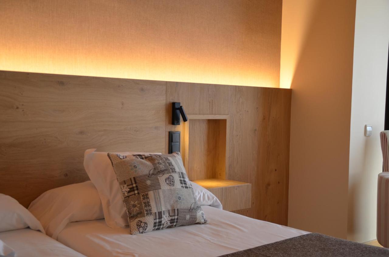 Hotel La Morera Valencia D'Aneu Εξωτερικό φωτογραφία