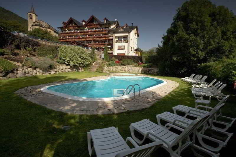 Hotel La Morera Valencia D'Aneu Εξωτερικό φωτογραφία
