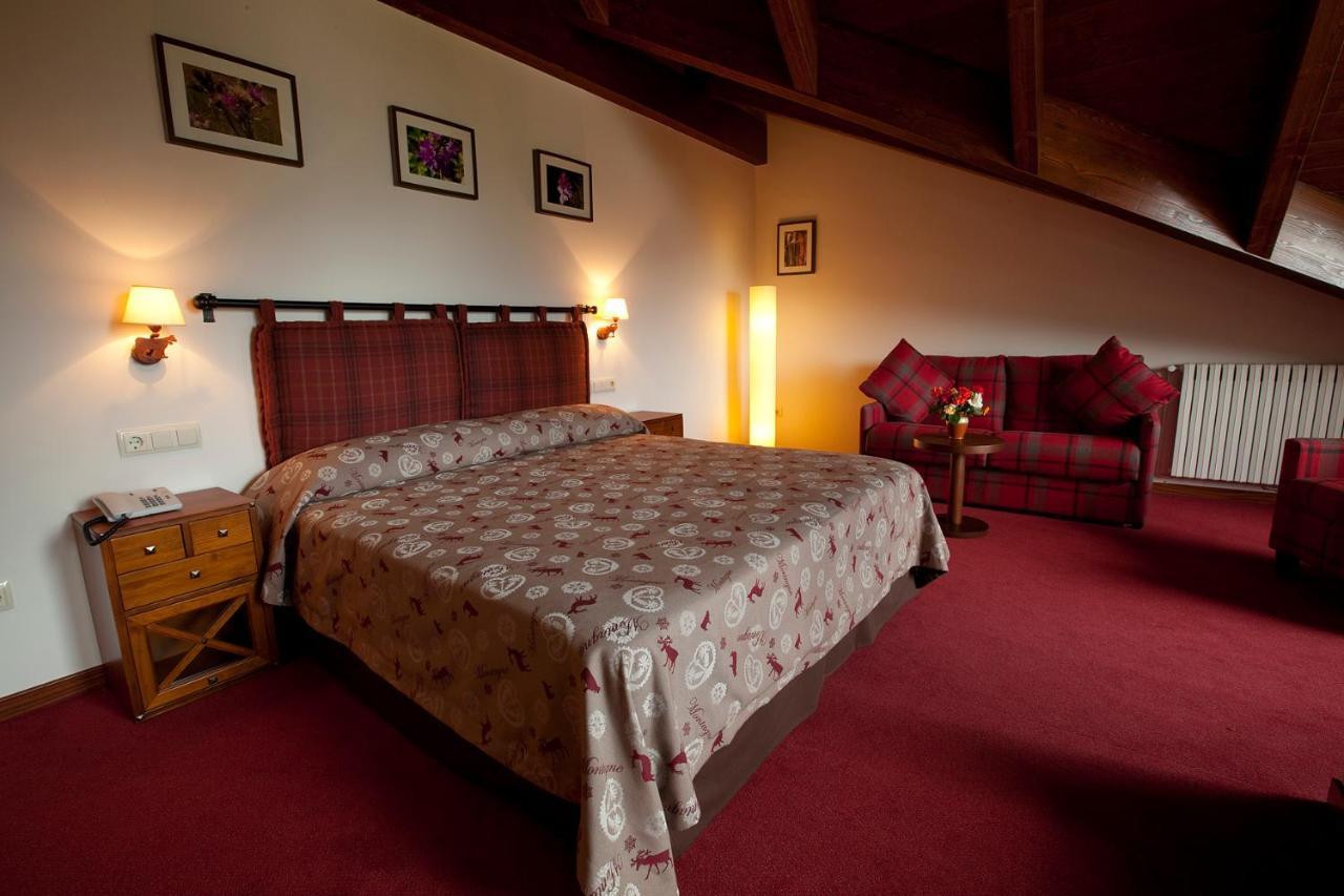 Hotel La Morera Valencia D'Aneu Εξωτερικό φωτογραφία